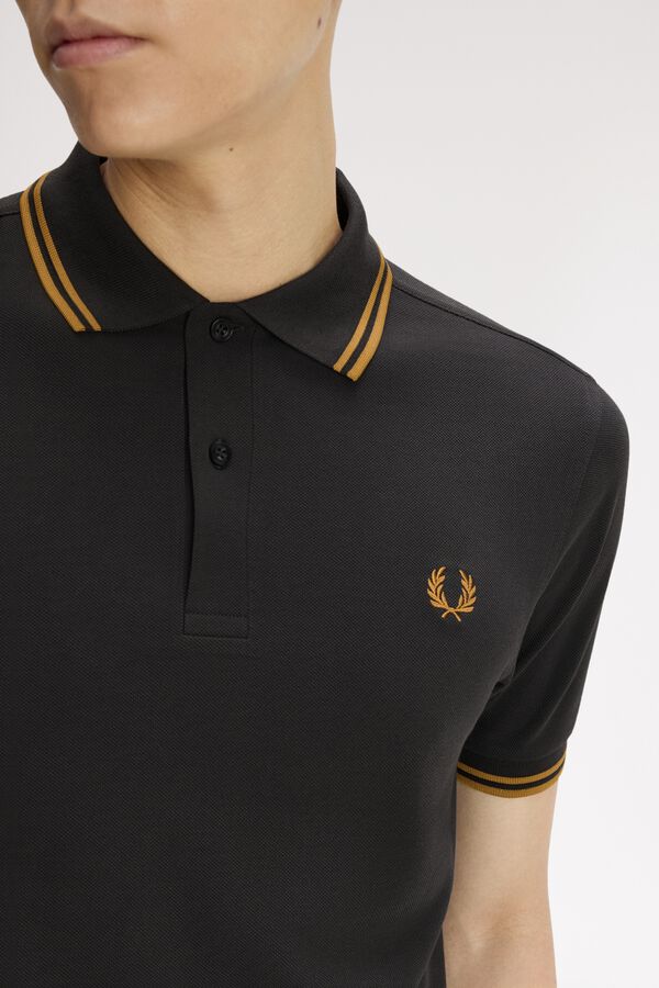 Fred Perry Polo piqu&eacute; manga corta Gris
