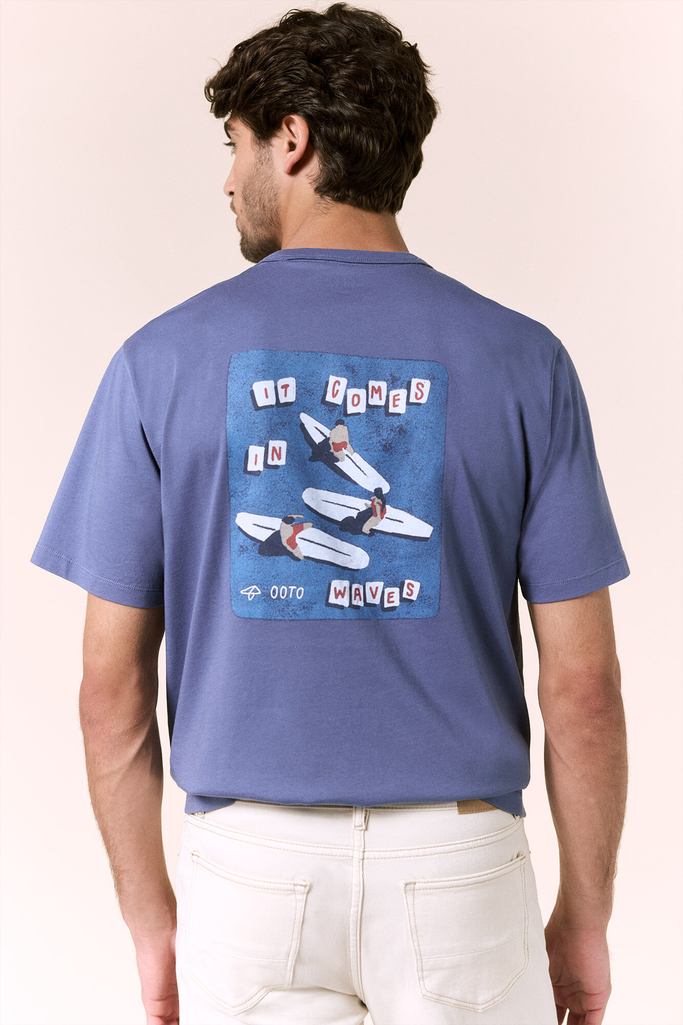 OOTO Camiseta gr&aacute;fica lavada