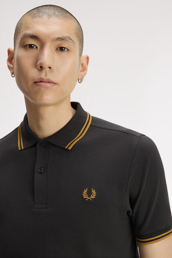 Fred Perry Polo piqu&eacute; manga corta Gris