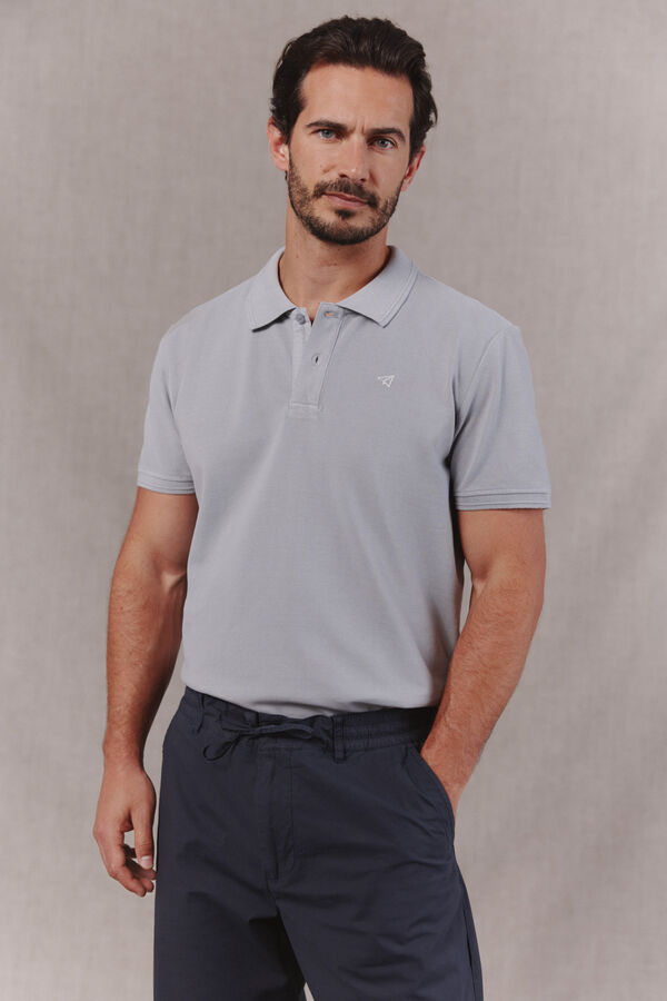 OOTO Polo pique lavado bordado avi&oacute;n Gris