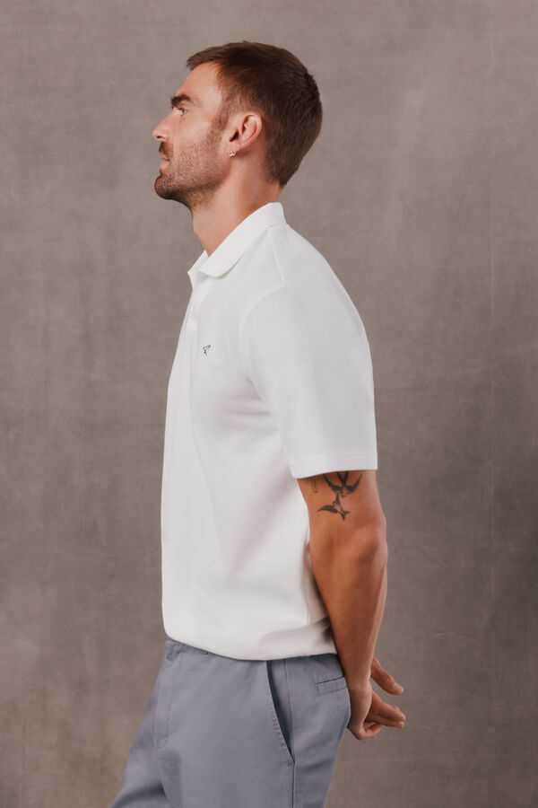 OOTO Polo textura cuello abierto Blanco