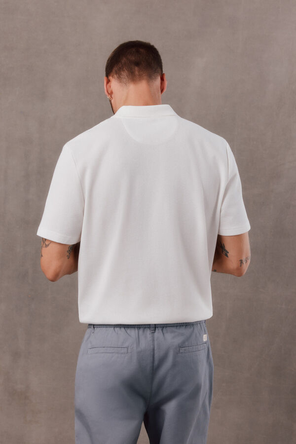 OOTO Polo textura cuello abierto Blanco
