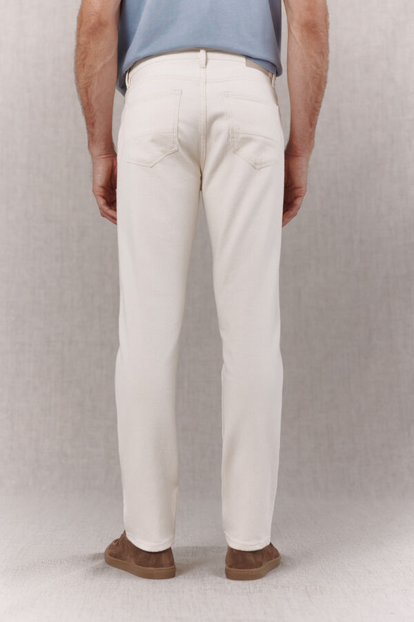 OOTO Pantal&oacute;n vaquero 5 bolsillos slim fit Marfil