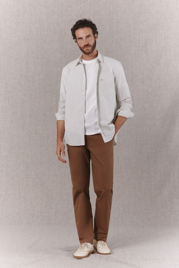 OOTO Chino gomas regular Camel