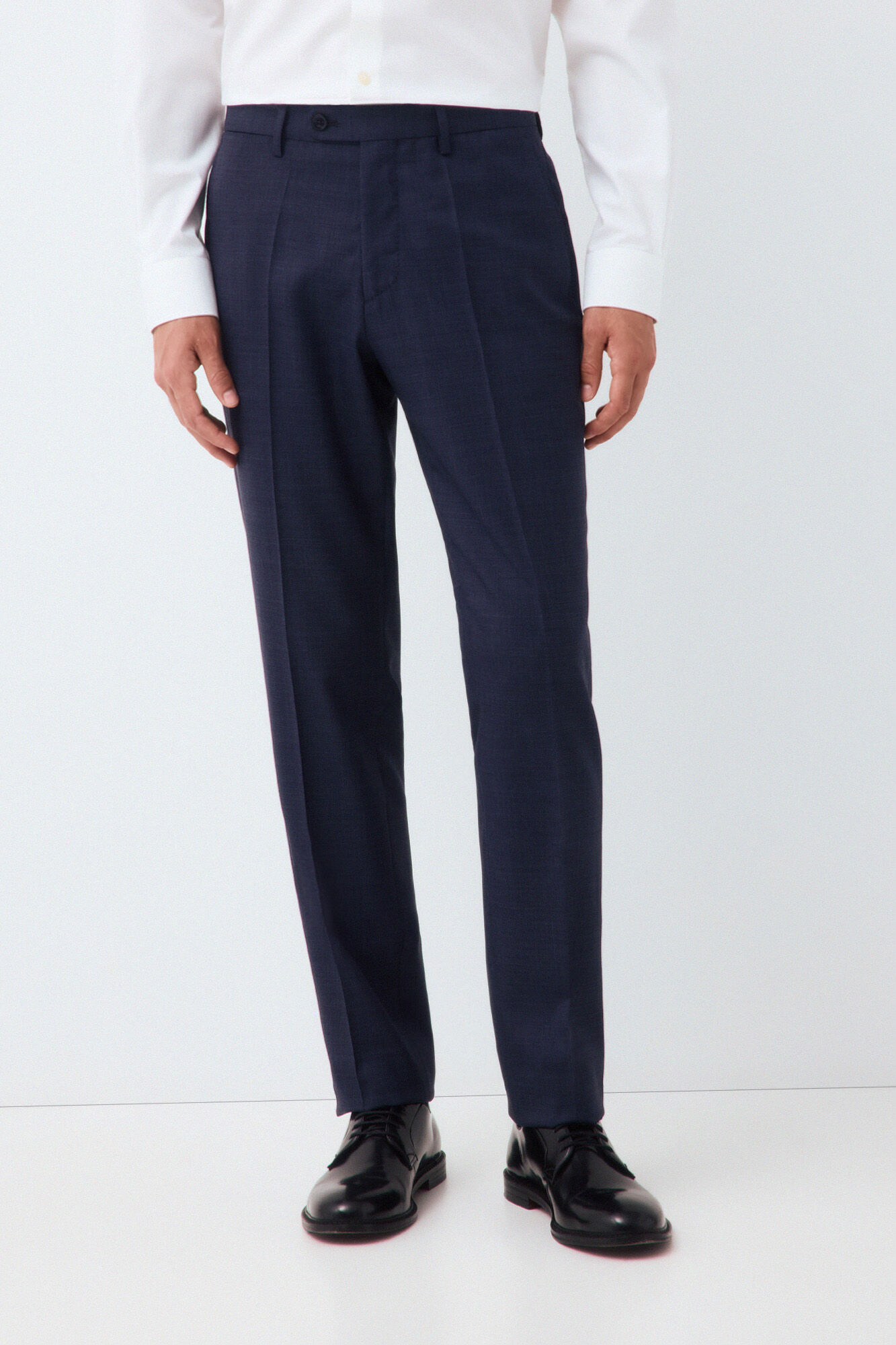 Pedro del Hierro Pantal&oacute;n traje coordinado tailored estructura azul