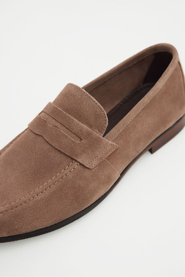 Pedro del Hierro Mocas&iacute;n piel Marr&oacute;n