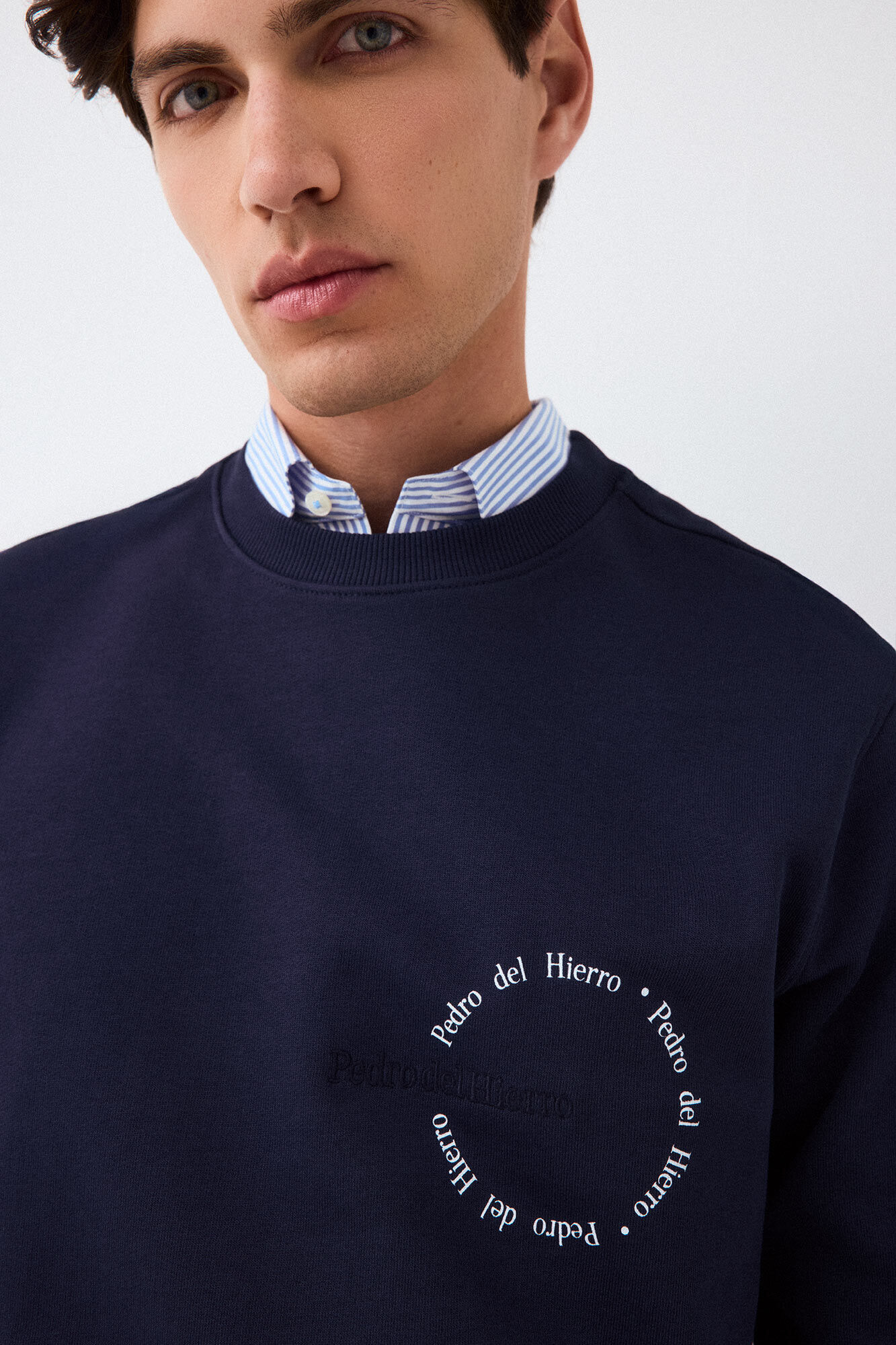 Pedro del Hierro Sudadera logo cuello caja