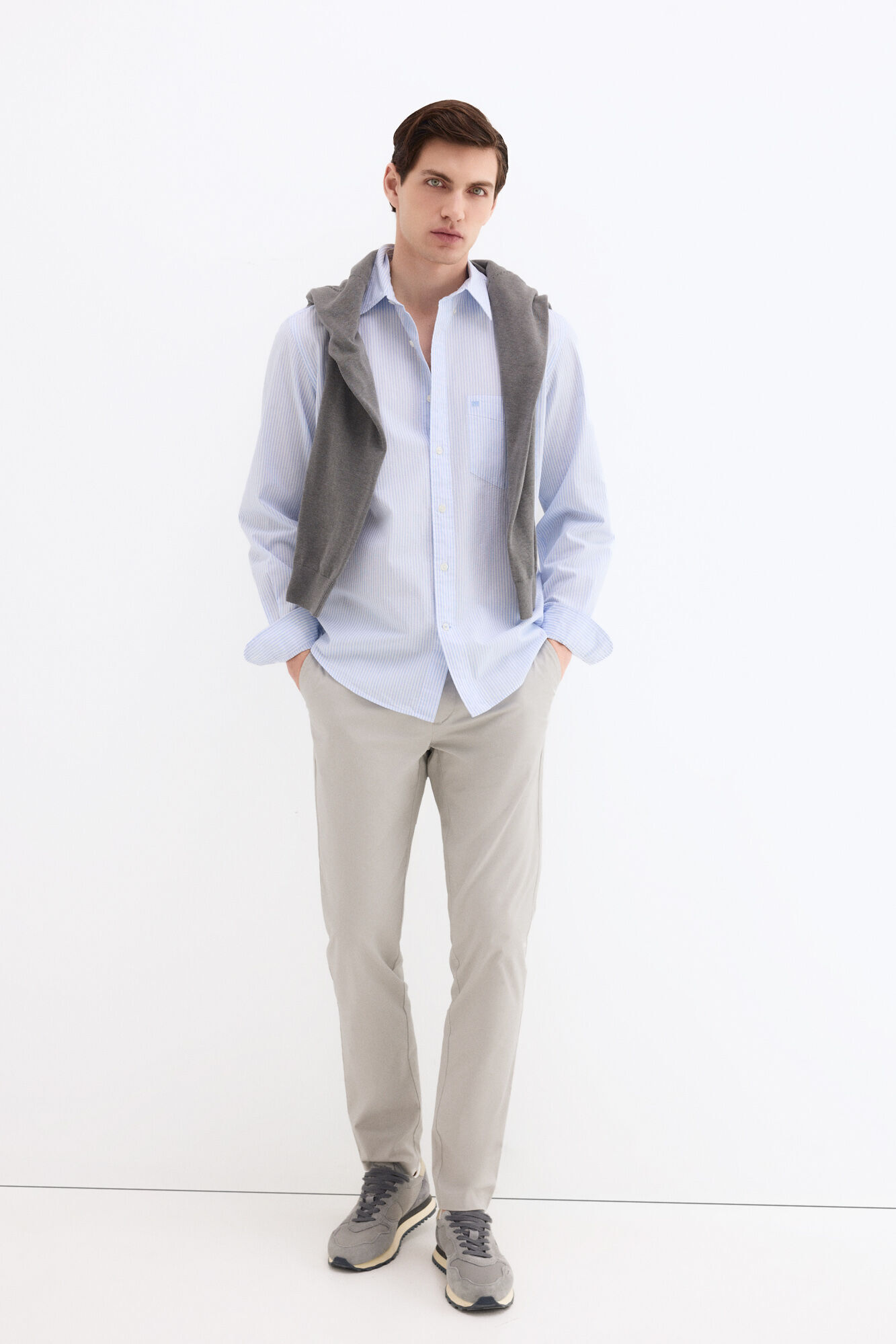 Pedro del Hierro Chino estructura slim fit