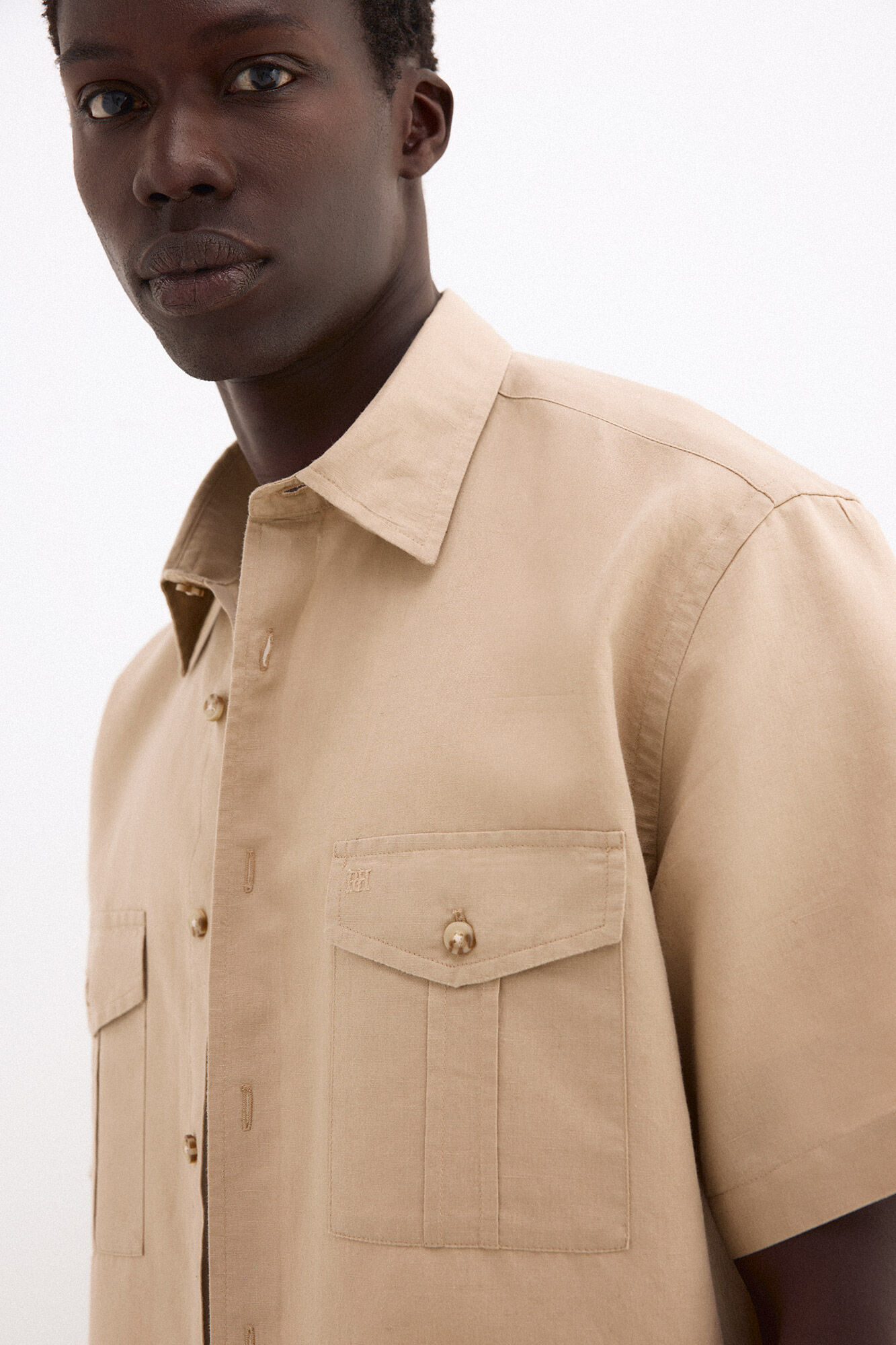 Pedro del Hierro Camisa lino manga corta bolsillos