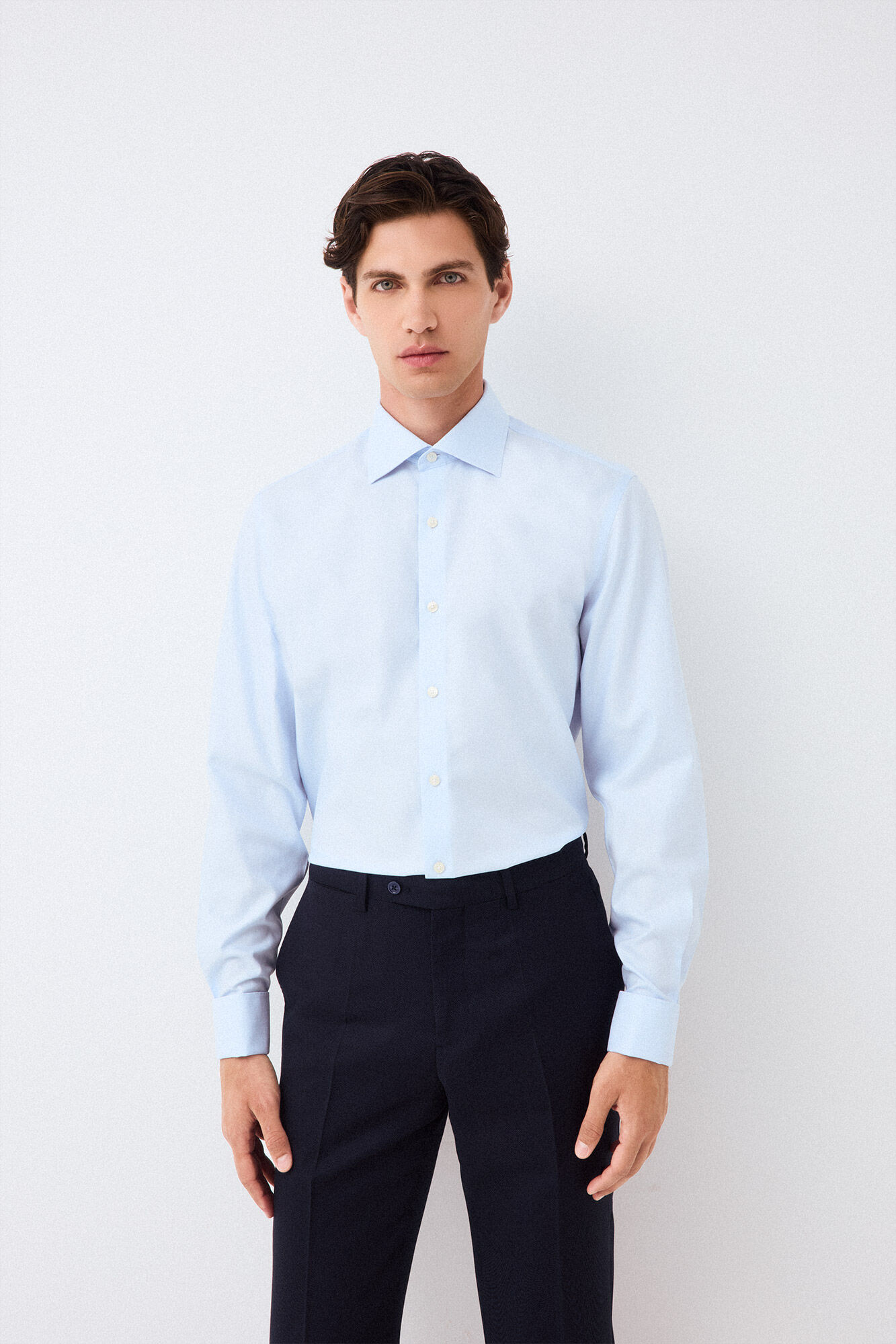 Pedro del Hierro Camisa vestir lisa non iron + antimanchas pu&ntilde;o gemelo