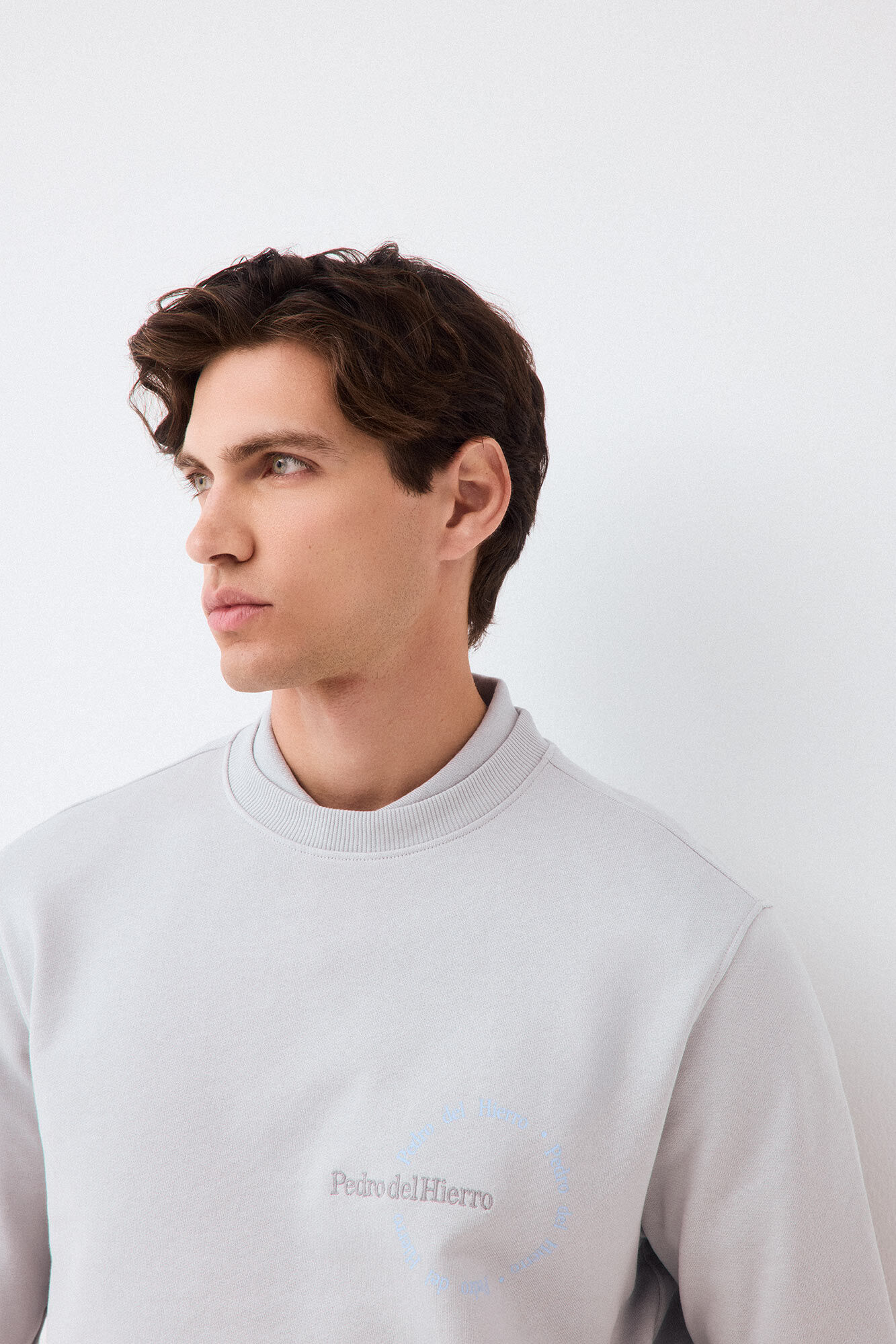 Pedro del Hierro Sudadera logo cuello caja