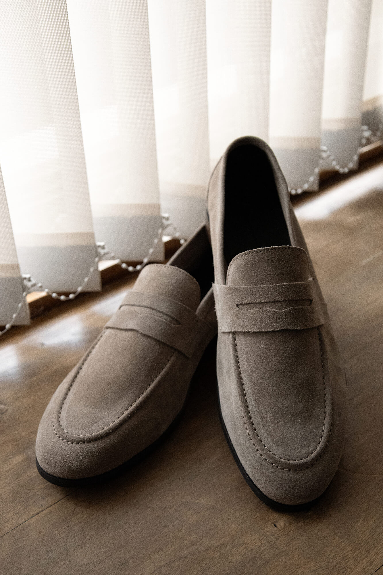 Pedro del Hierro Mocas&iacute;n piel