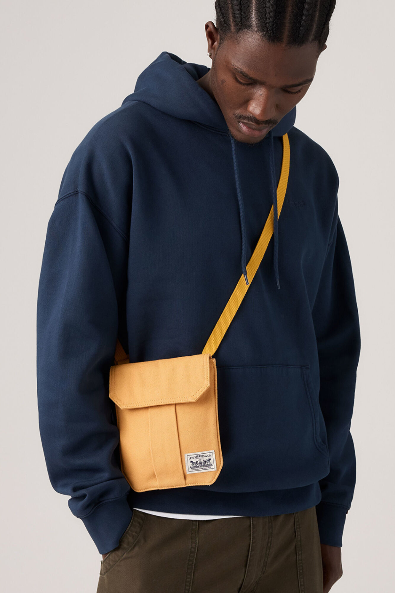 Levi's Bandolera solapa logo