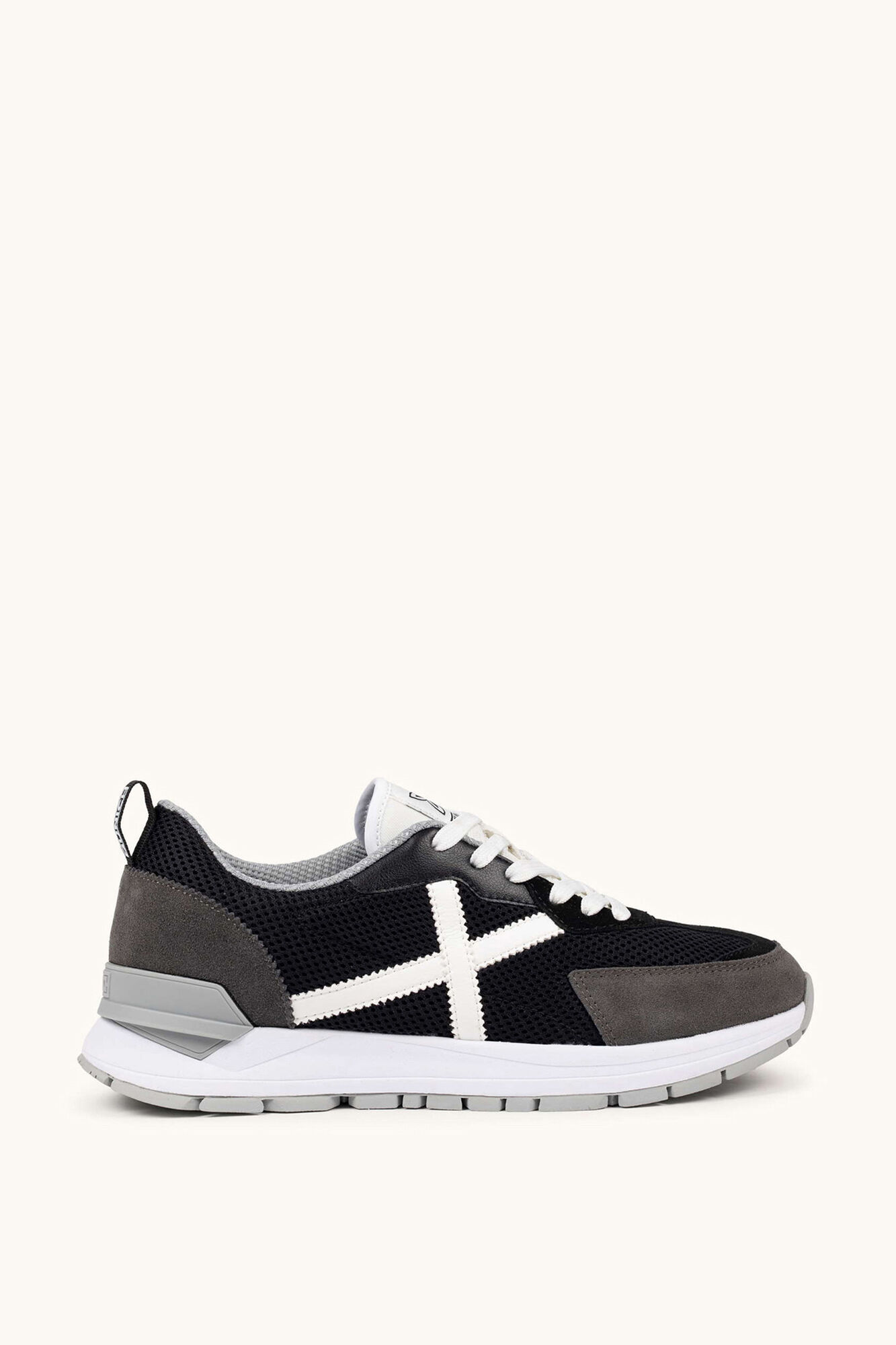 Munich Zapatillas Versatile 33